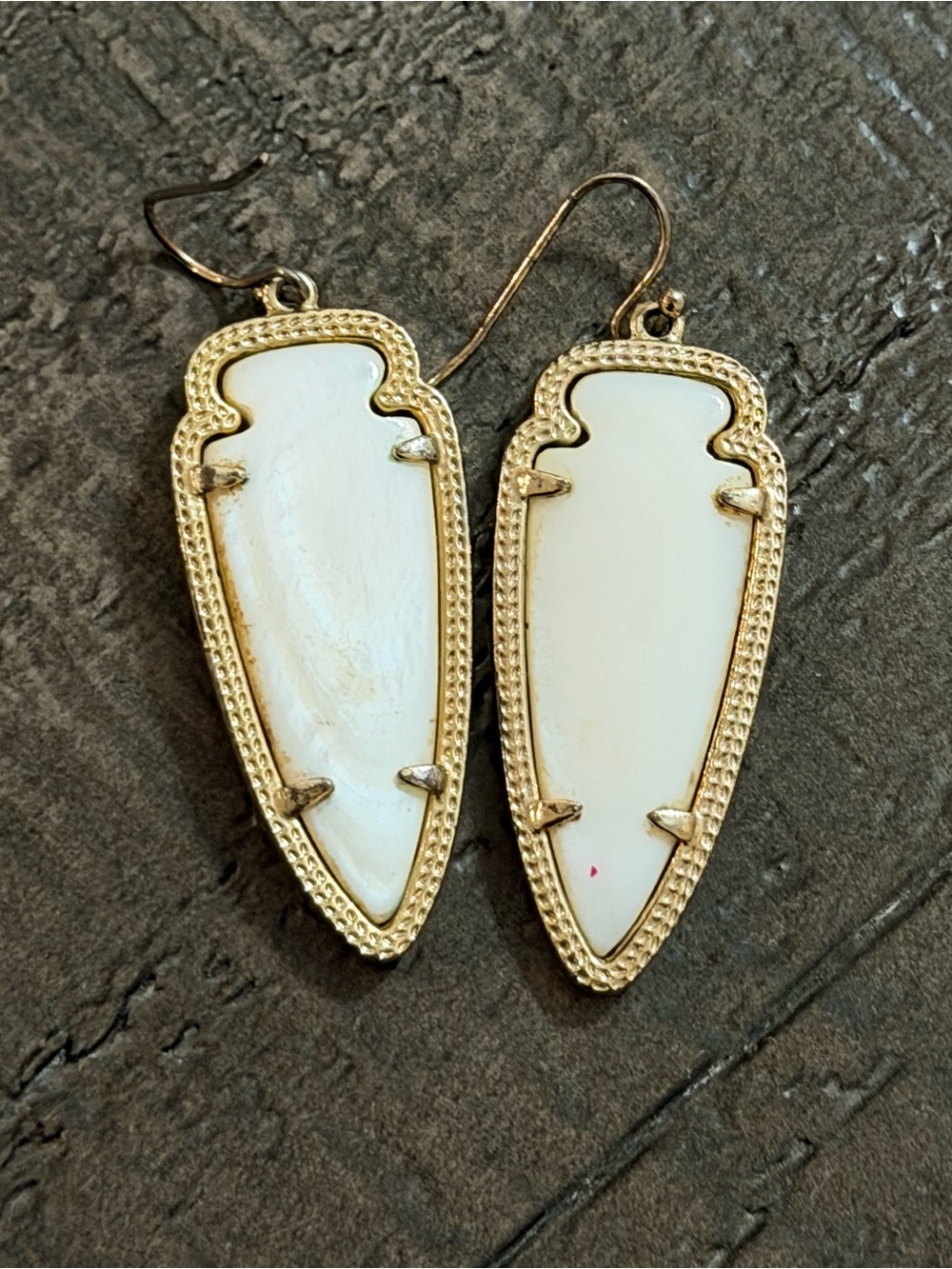 Kendra Scott Sky arrowhead Gold-Trim White Teardrop Stone Dangle Earrings